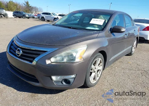 2015 Nissan Altima 2.5 Sv из США, поврежденный, VIN 1N4AL3AP9FC251914